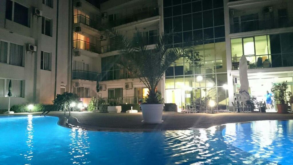 Alexander Lozenets Beach Complex Apartment Buitenkant foto